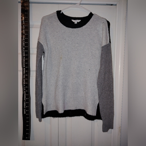 Women's Gray and Black Sweater Mohair Med Weight Medium Size Colorblock 6-s - Picture 1 of 8